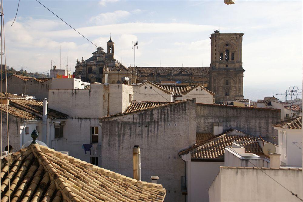 Oyo Fonda Sanchez Hotel Granada Exterior foto
